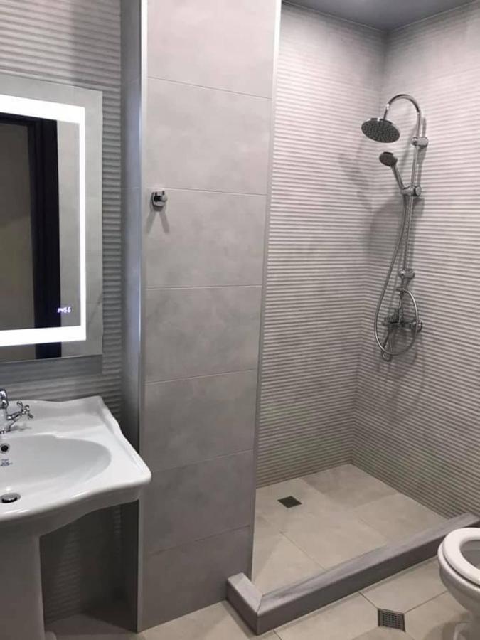 Hotel Light Palace Batumi Ngoại thất bức ảnh