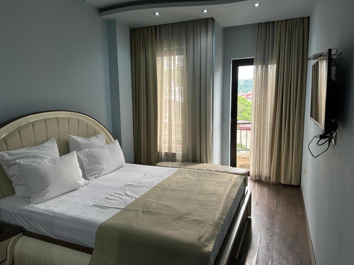 Hotel Light Palace Batumi Ngoại thất bức ảnh